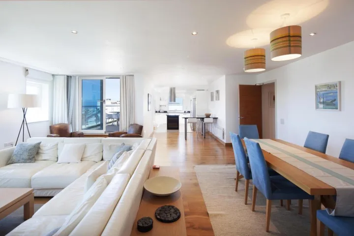 Apartment 201